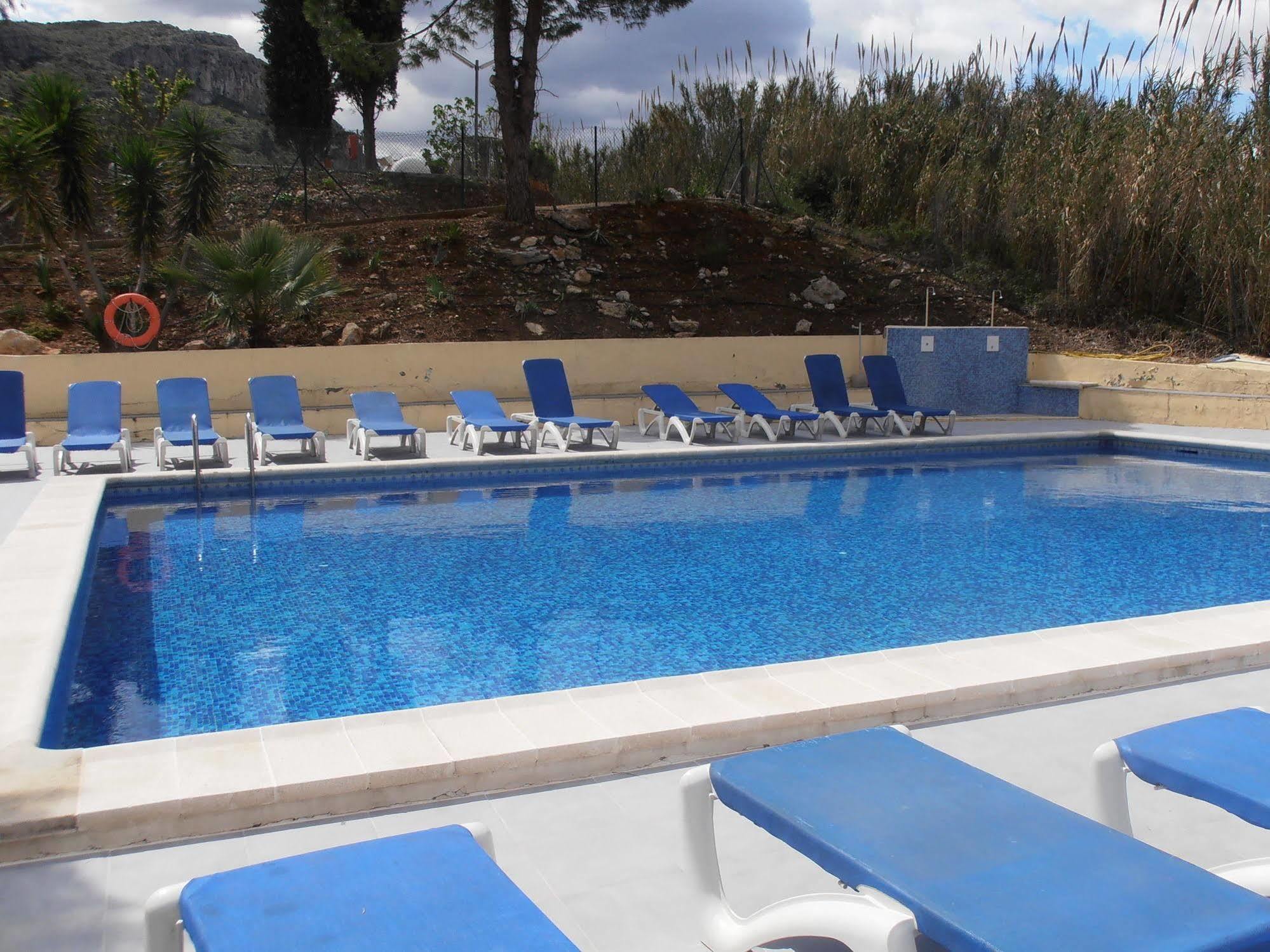 Hotel Oasis Country Park Rugat Exterior foto